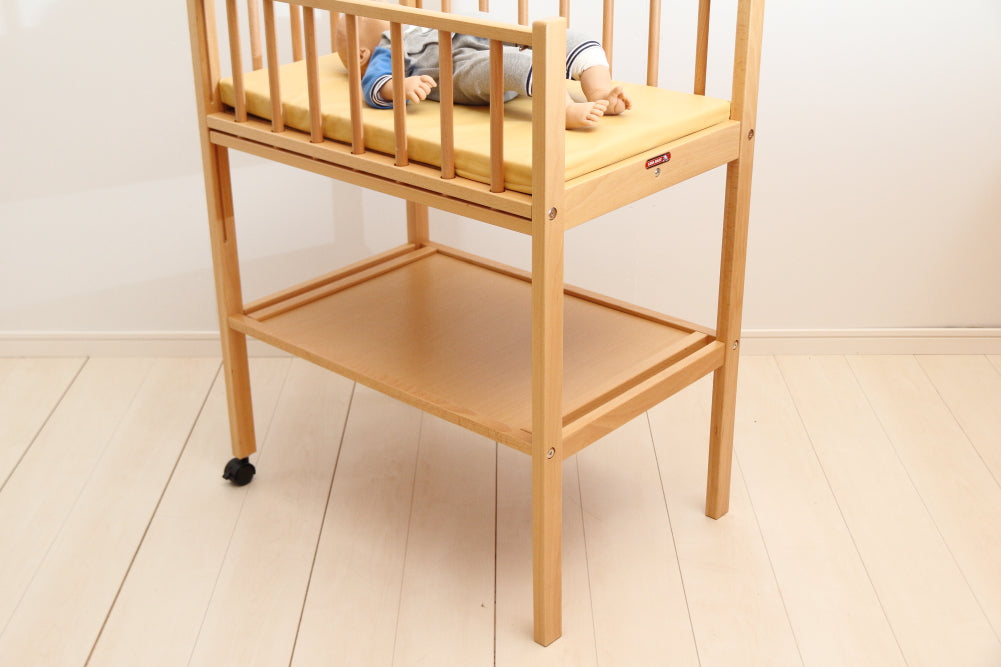 おむつ替え台 澤田工業【レンタル|ビニールレザーマット付】