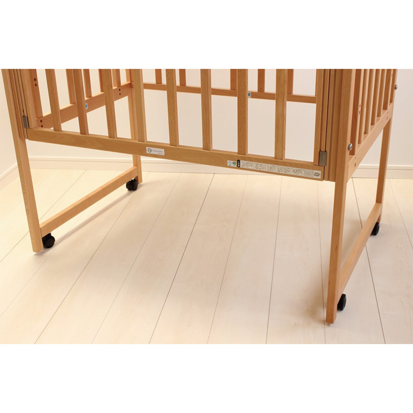 【6ヶ月レンタル割引中】【今なら固綿マット付き!】ハイタイプベッド小型 ヤマサキ(Yamasaki) ベビーベッド【レンタル|選べる2色|マット付】