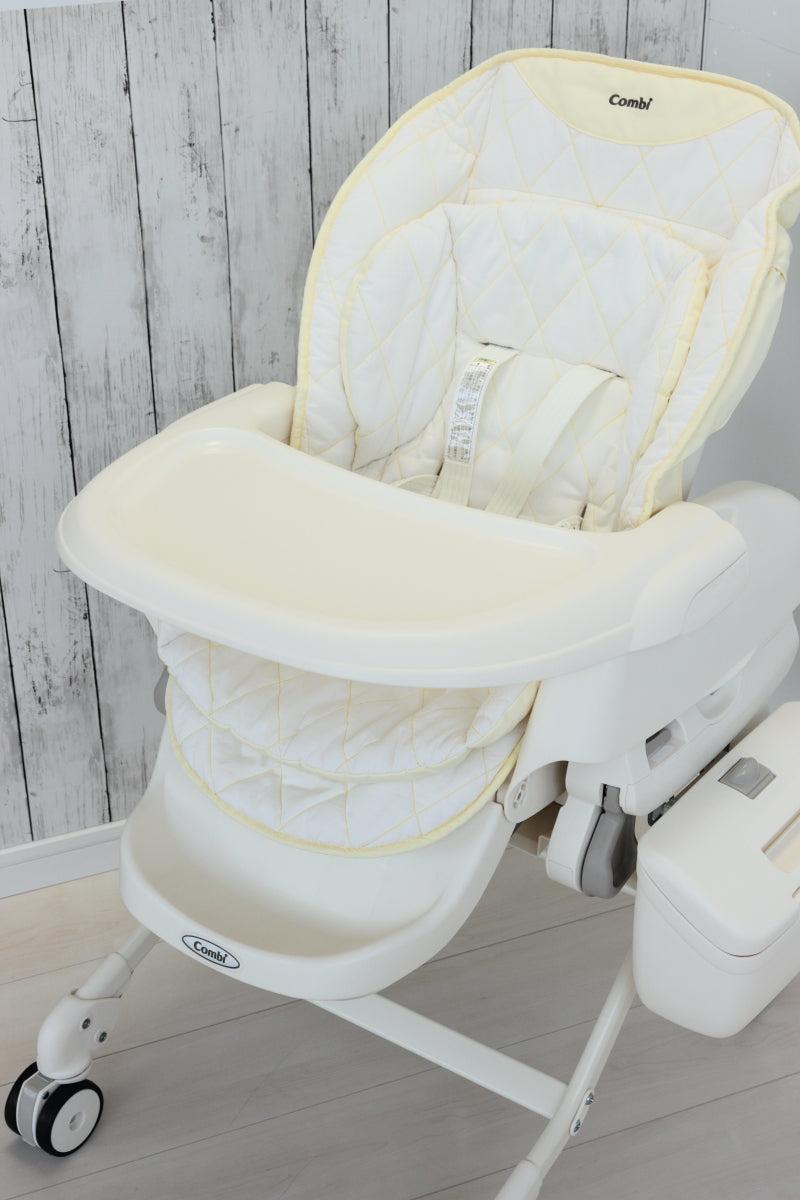 【本州往復送料無料】ネムリラ AUTO SWING イエロー コンビ(Combi) 電動 ハイローチェア・ベビーラック【レンタル】