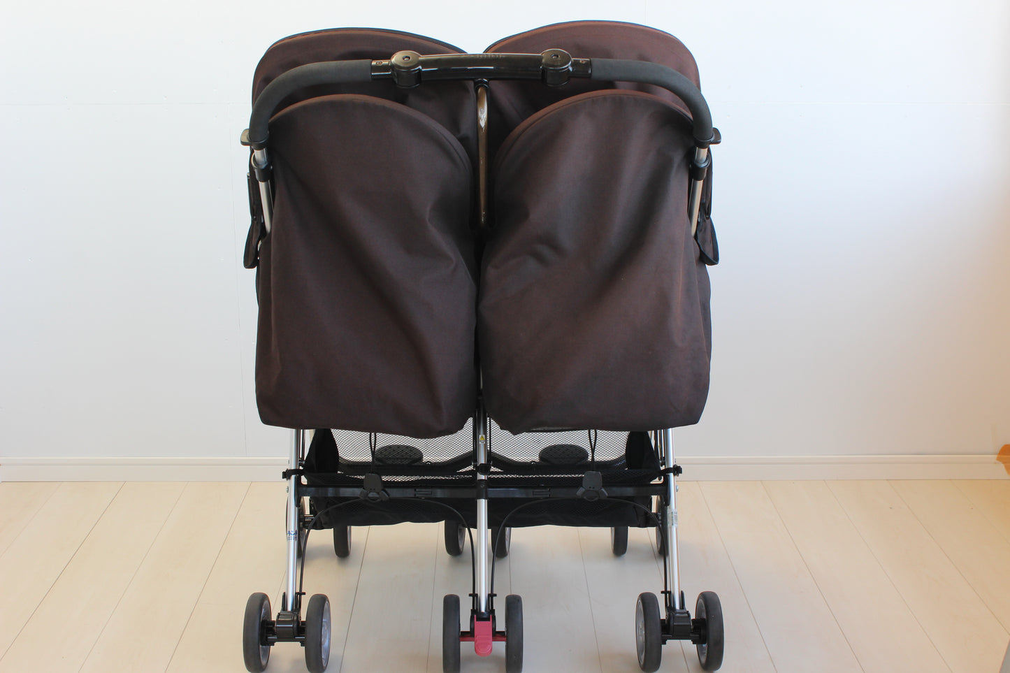 ツインスピン コンビ(Combi) 二人乗りベビーカー【レンタル】