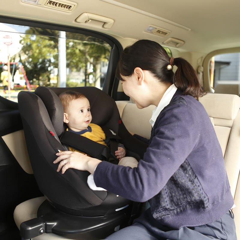 joie チャイルドシート Arc360° 新生児～4歳まで ISOFIX